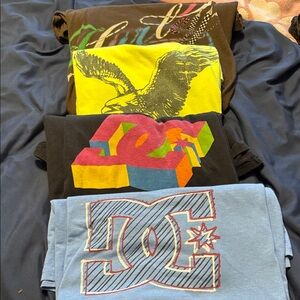 DC American Eagle and Hurley Graphic Tee - Blue and Black and Yellow